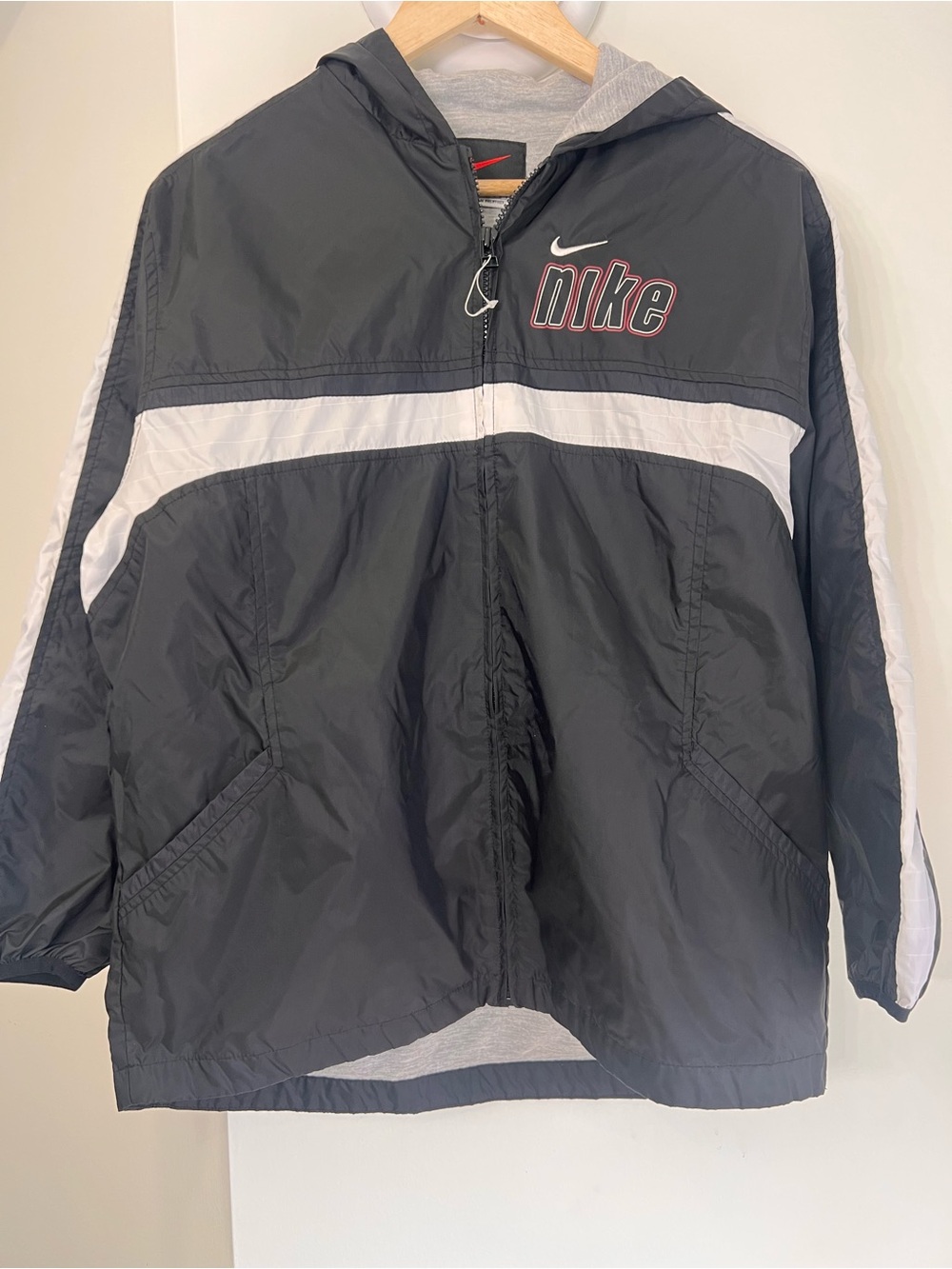Nike Windbreaker Jacket Vintage 90s Black/red/white Youth L (14-16)